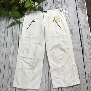 Billy Blues White Zipper Crop Pants